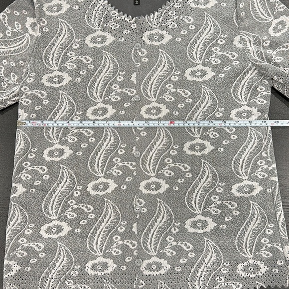 Allie & Rob Grey and Silver Lace Style Faux Button Top - XL - Picture 7 of 11